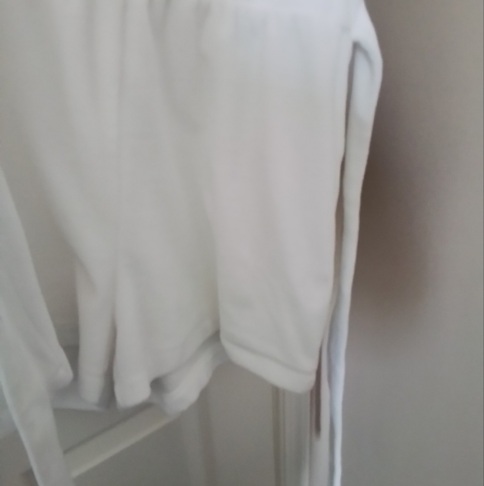 Juicy Couture Women's romper NWOT - Picture 3 of 5